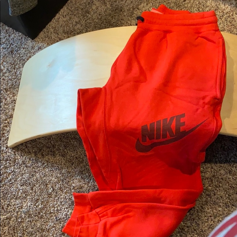 Sweat pants
